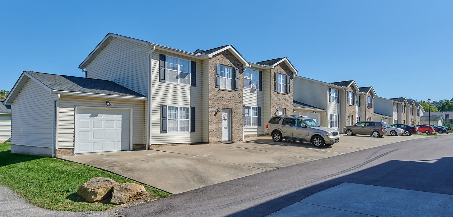 The Ridge Apartments and Townhomes Exterior Detail